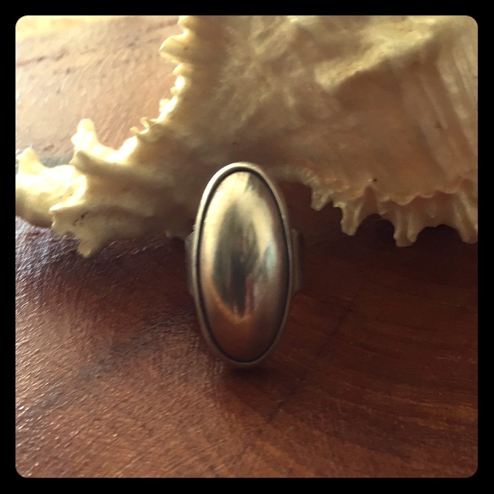 Beautiful sterling silver ring
